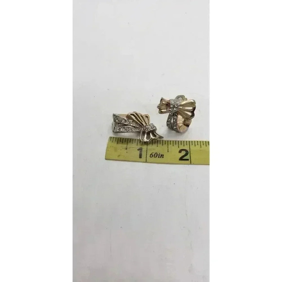 Vintage Earrings Gold Bows & Ribbons Rhinestone Clip Dimensional Holiday Gift - Picture 6 of 7